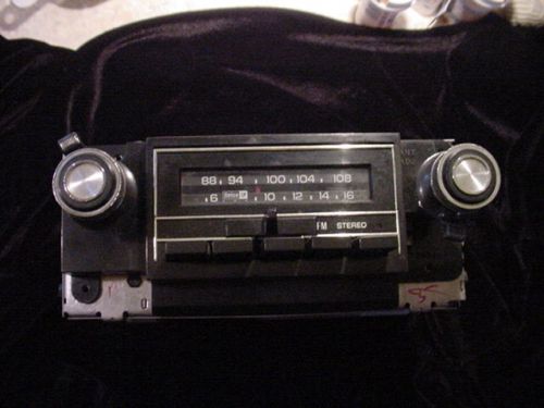 Oem 1979 chevrolet corvette am/fm stereo radio unit