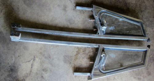 1973 mgb roadster door vent window pair chrome frame handle &amp; glass used orig 73