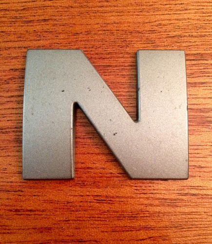 Land rover hood tailgate decal letter emblem