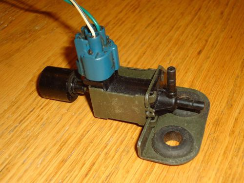 89 to 95 geo chevrolet metro suzuki swift egr vacuum solenoid valve aesa123-51 .