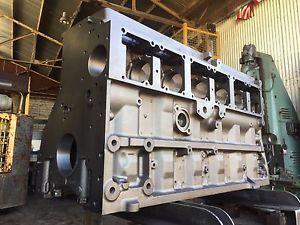 Cat c7 (kal) engine block -reconditioned- no core