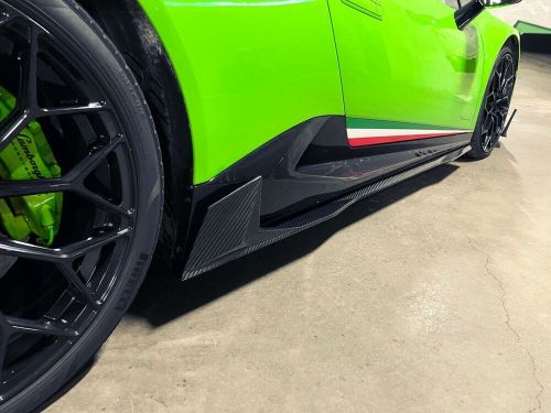 Exclusive carbon sideskirt aero blades sil covers for huracan lp performante