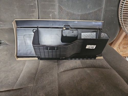 2007-2013 gm tahoe yukon suburban silverado sierra dash glove box assembly oem