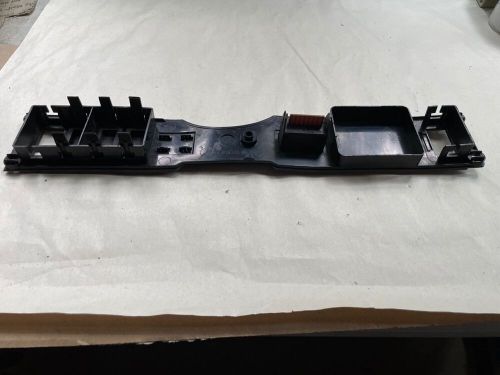 1973-1979  vw super beetle . dash switch panel. original volkswagen. 133 857 187