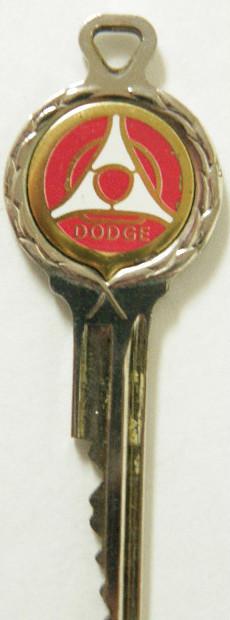 Vintage doge gold plated key w/triangle