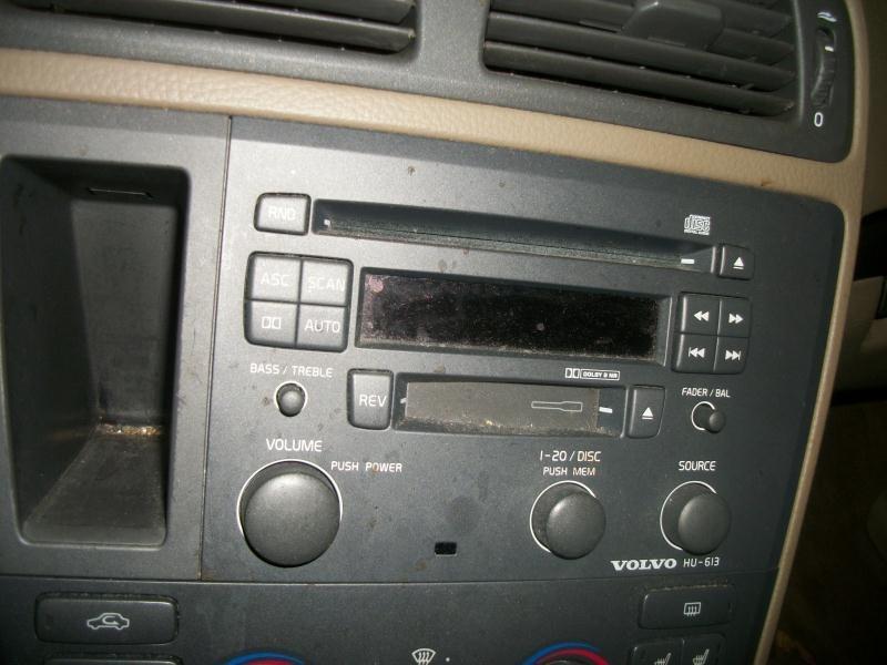 2001-2005 volvo s60 audio equipment recvr mkd hu-613 on radio