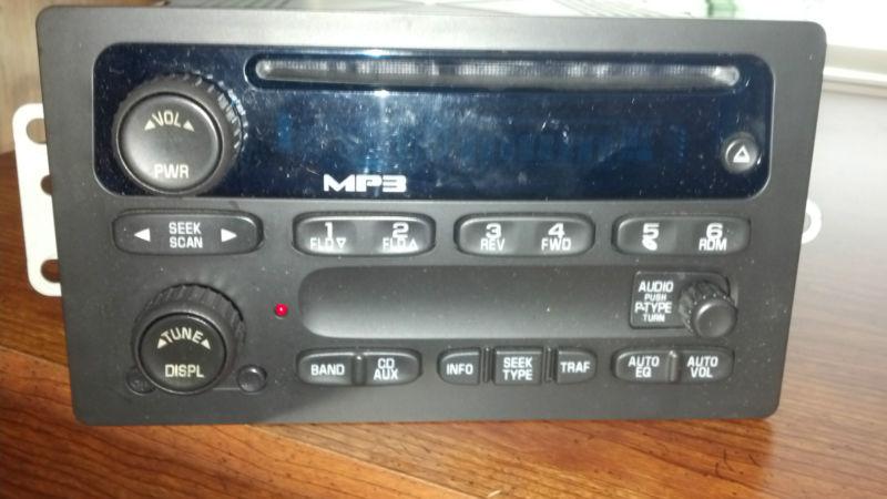 2005-2012 chevrolet colorado cd mp3 player radio oem