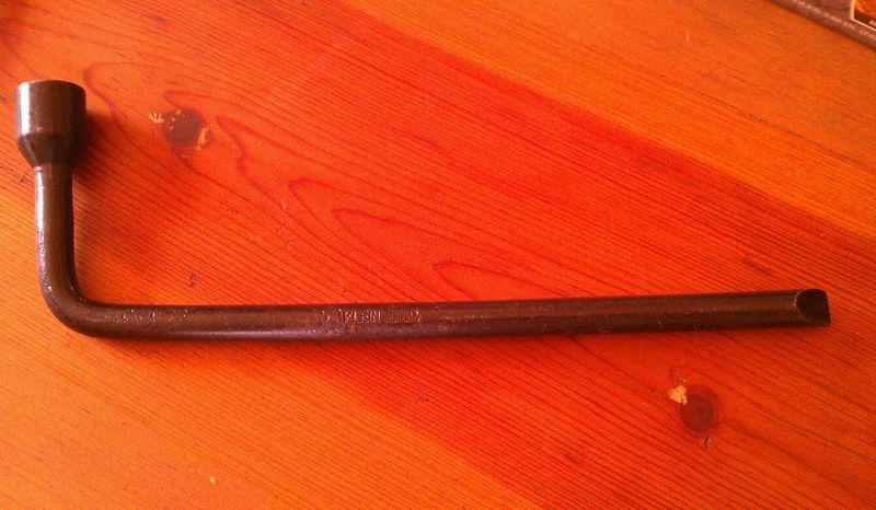 Mercedes rare klein lug wrench 190 230 250 280 220 se sl s 190sl 