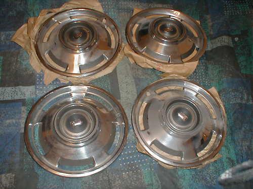 Nos 1966 chevrolet nova 13 inch wheel covers..set-4..