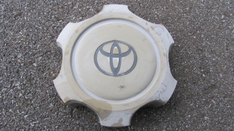 Toyota 4runner 4 runner hub cap center 15" 16" rims tacoma 6 lug 96-02 1996-2002