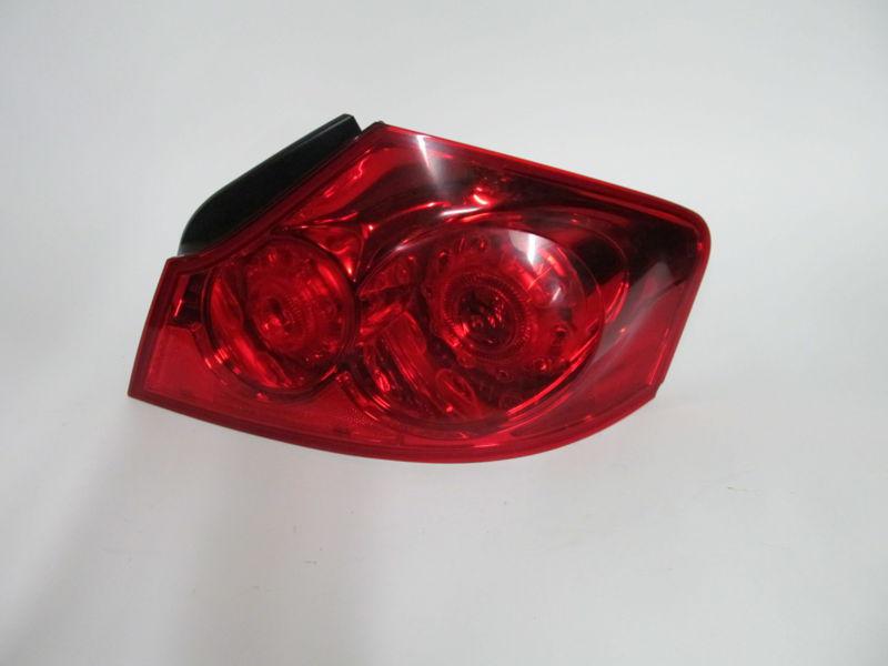 07 08 09 infiniti g35 g37 sedan oem right tail light nice!