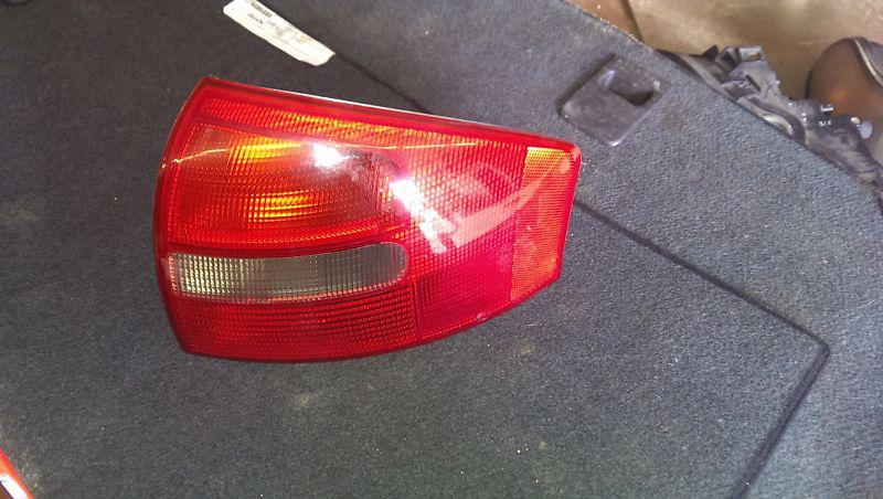 1998 98-01 audi a6 passenger rear taillight lamp