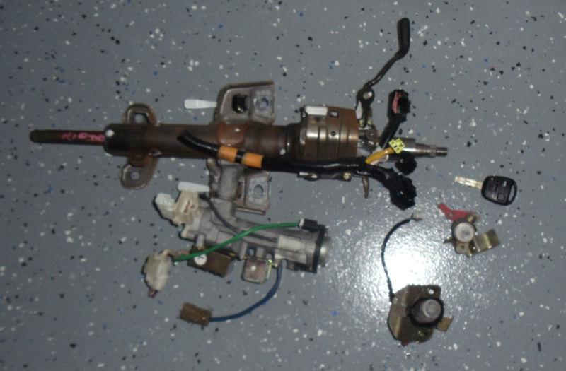 2001-2005 lexus is300 steering column with ignition door lock and truck lock key