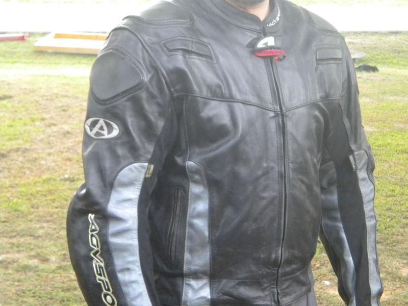 Leather motorcycle jacket agv size 2xl / 52