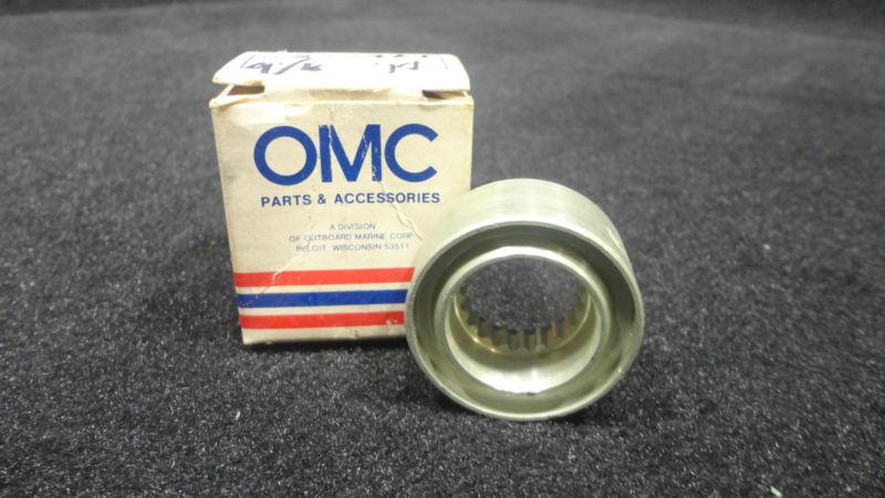 Retainer & seal #379587, #0379587 johnson/evinrude/omc outboard boat part  #1