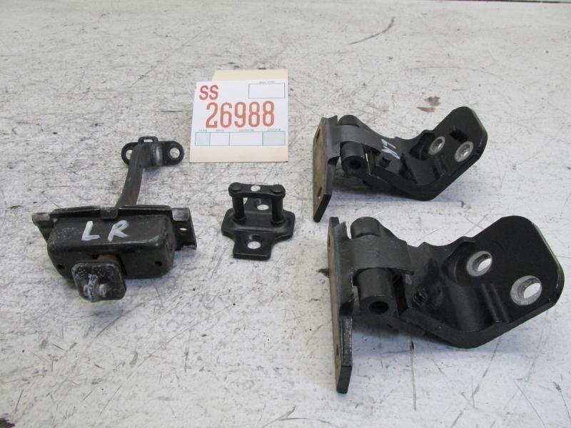 98-04 seville sts left driver side rear door hinges hinge check stopper striker 