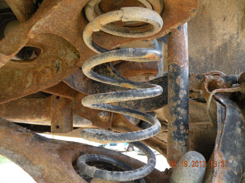 2001 focus right rear coil spring  sohc 196794