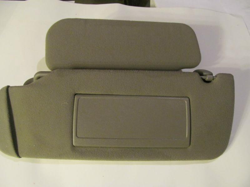 1996 - 1999 driver side sun visor (gray)  