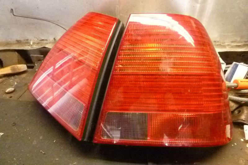 Mk4 vw jetta right side taillight passenger tail light lamp rh oem 1999-2005