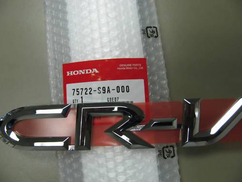 Rear emblem cr-v crv  2002 2003 2004 2005 2006 oem new (75922-s9a-000)