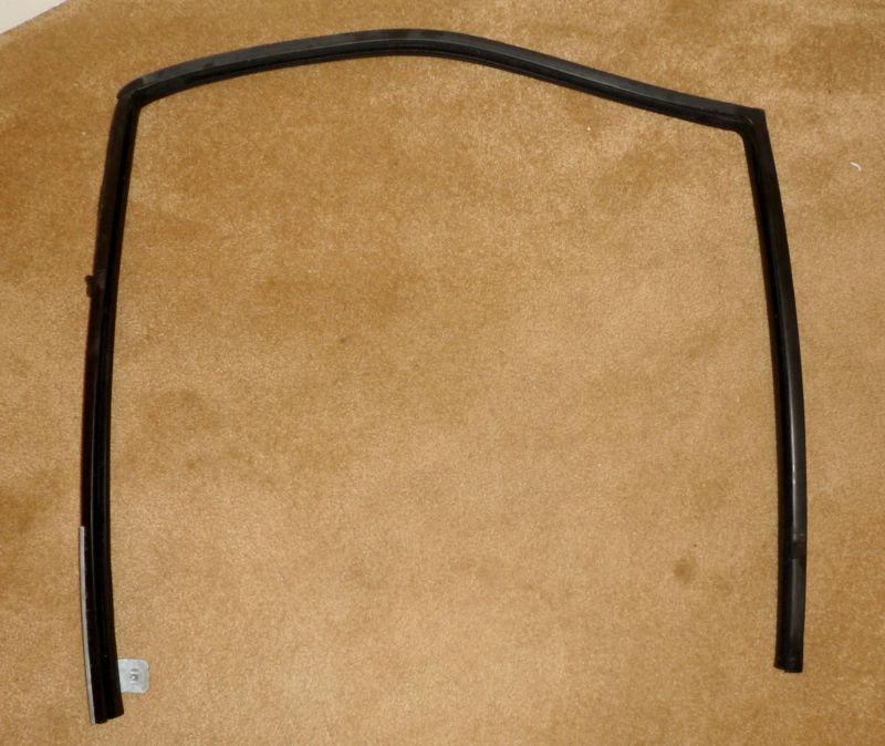 Door glass window run, ford #8l1z-7821597-ac