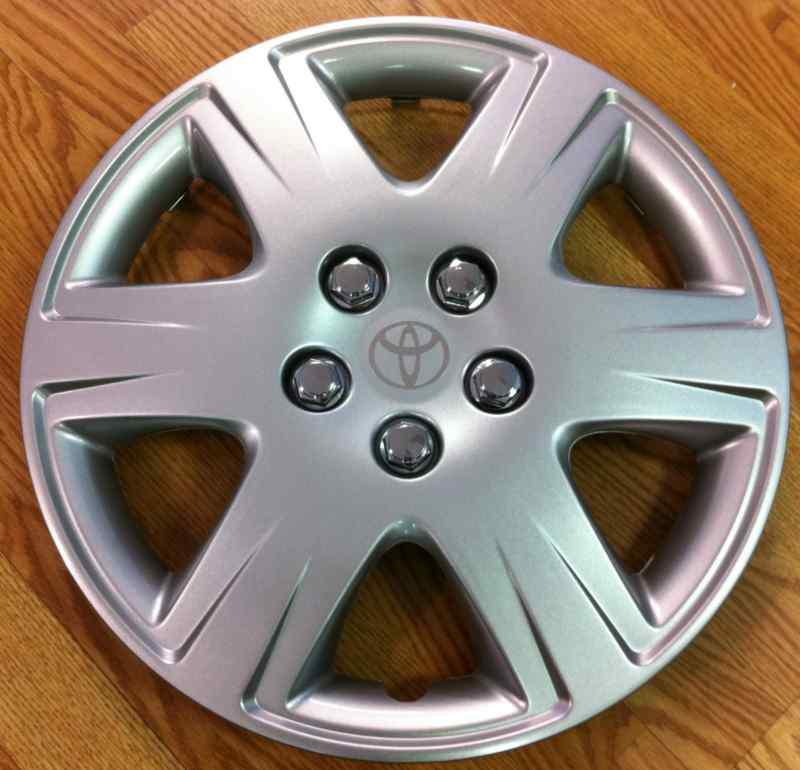 15" toyota 2005-2008 corolla  wheelcover 1 new aftermarket toyota hubcap