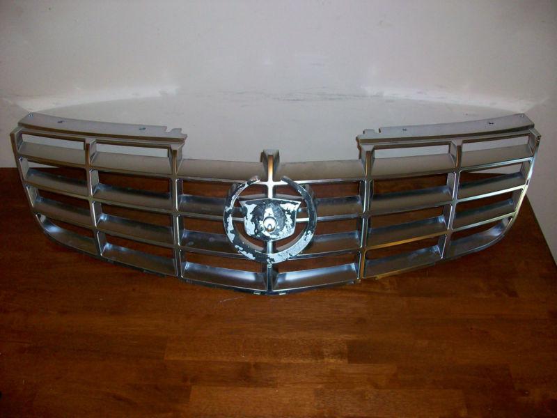 Cadillac dts satin chrome grille w/o emblem oem 2006-2011 06 07 08 09 10 11 