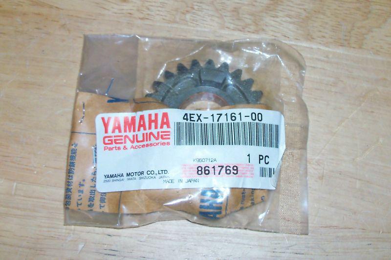 Oem yamaha 6th gear pinion yz125 1993 1994 1995 1996 oem # 4ex-17161-00-00