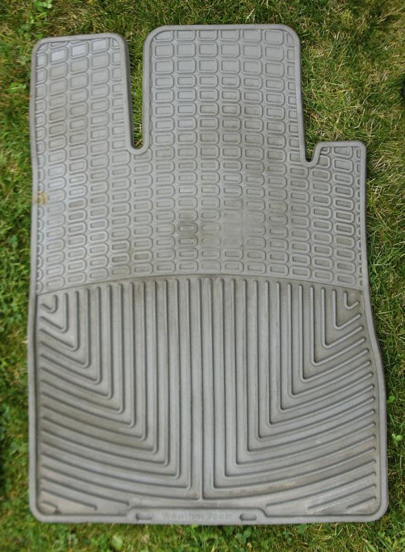 Weather tech front floor mats for 2007 to 2012 lexus es350