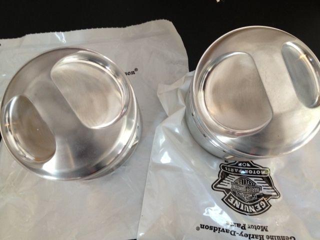 Harley davidson xr-750 piston set part # 22289-97r