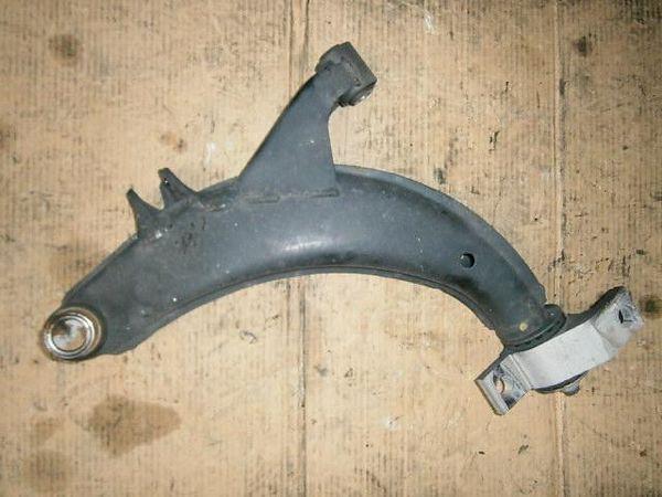 Subaru forester 2000 front left lower arm [0451740]