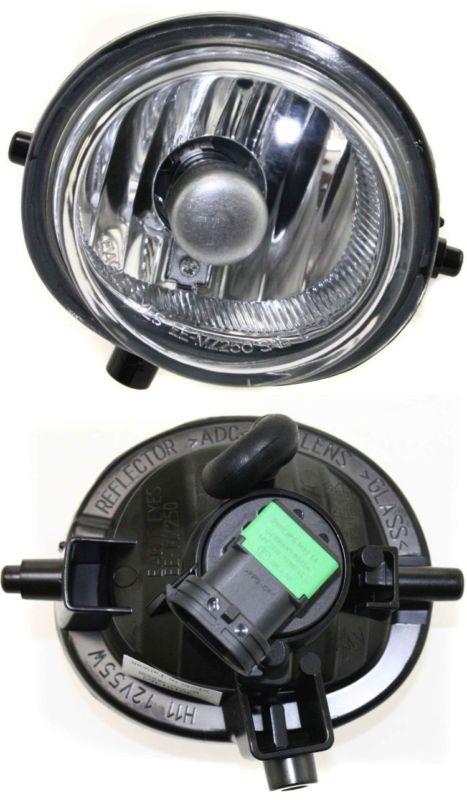 Driving fog light lamp assembly passenger's right side