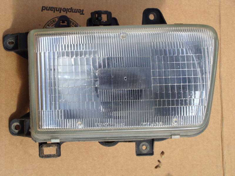 1992 93 94 95 toyota 4 runner headlight assem. comp rh