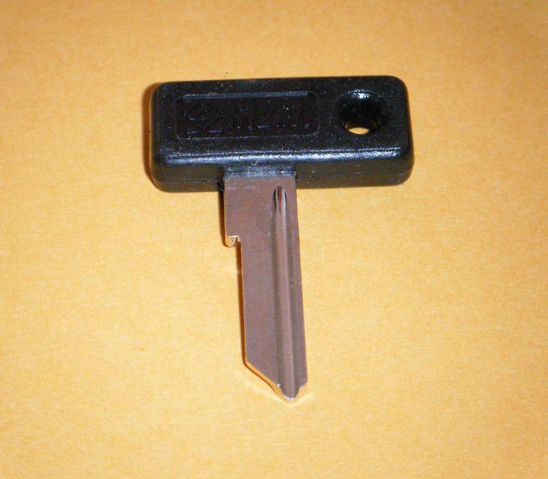 Moto guzzi nevada 350 key blank nevada 750 key blank 1994 1995 1996 1997 1998 +