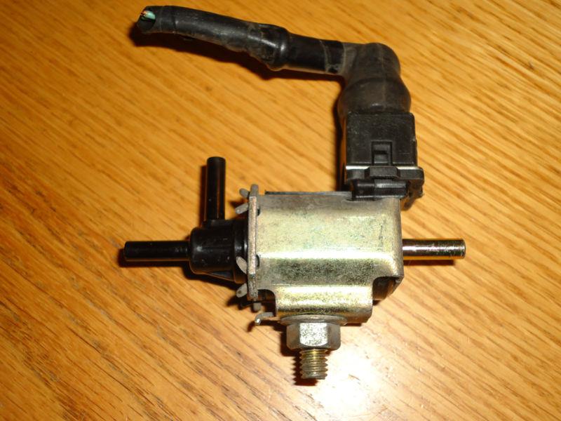 93 to 95 nissan altima quest 240sx vacuum switch solenoid valve vsv k5t46471 *^