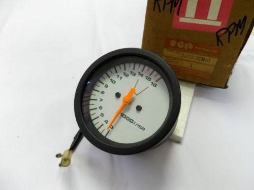 Suzuki gsx-r400 tachometer nos gsxr400 tacho meter 34110-32b10 gauge rev counter