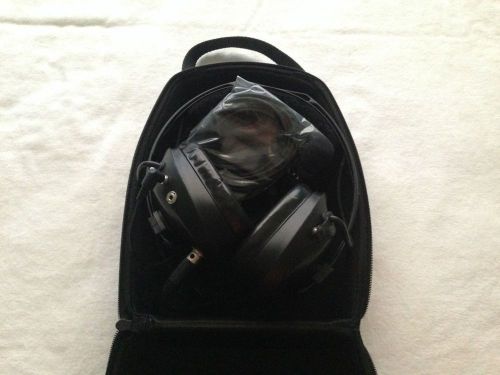 Pilot usa headset