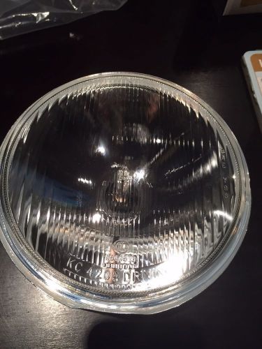 Kc 4205  driving lens/ref and hid bulb light for 6&#034; hid   new replacement