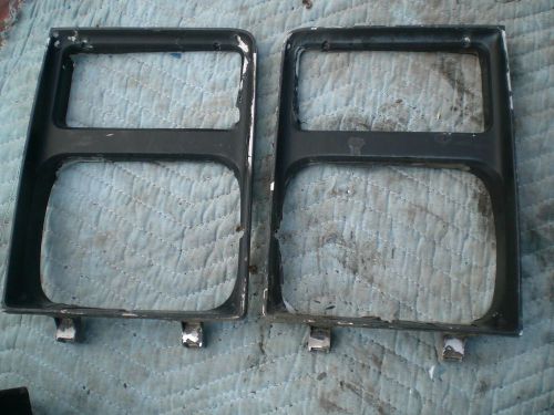 81-87 k5 c10 k10 c15 jimmy single headlight trim bezels oem pair left right oem