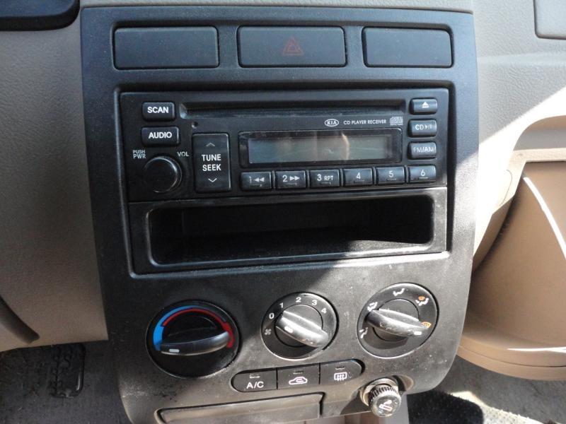 Radio/stereo for 03 04 05 kia rio ~ recvr sdn 4 dr am-fm-stereo-cd player