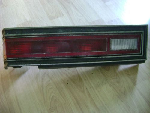 1982-1989 chrysler rwd rh (passengers side) tail light