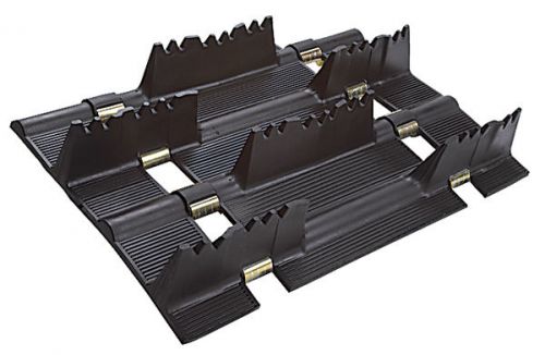 Camoplast 9797m challenger mountain tracks - 15in. x 136in.