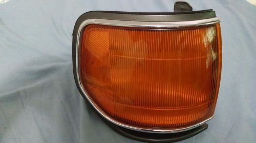 Toyota land cruiser front marker light new right passenger 1990-1997 rh