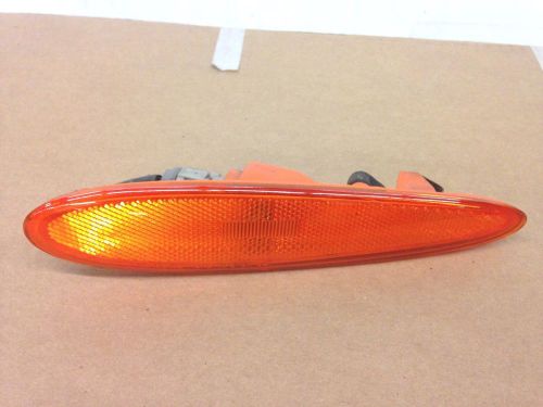 2000 nissan maxima marker light / parking light ( passenger front )