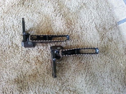 Foot pegs for 86-87 trx 450r