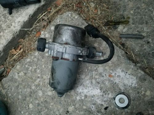 Audi a4 b6 cabriolet 3.0 -  brake booster vacuum pump