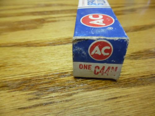 1 vintage ac c44n spark plug four equal green rings nos