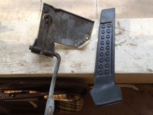 Mopar 64-66 v8 gas pedal assembly-dart-valiant-barracuda