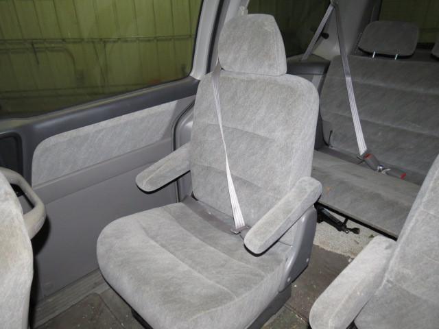 1999 honda odyssey rear seat belt & retractor only 2nd row right gray