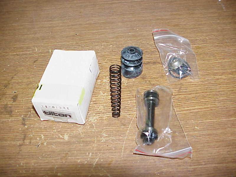 New tilton master cylinder 13/16" rebuild kit from a nascar team arca k&n series